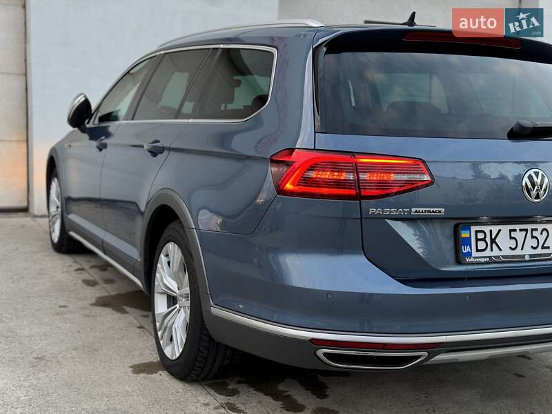 Универсал Volkswagen Passat Alltrack 2017 в Сарнах