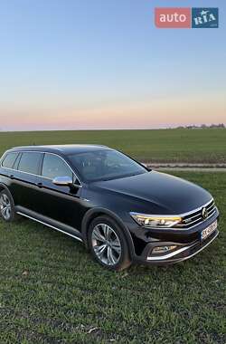 Універсал Volkswagen Passat Alltrack 2019 в 