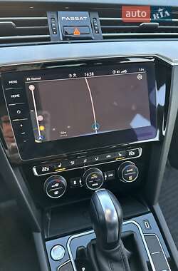 Універсал Volkswagen Passat Alltrack 2019 в 