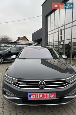 Универсал Volkswagen Passat Alltrack 2020 в Луцке