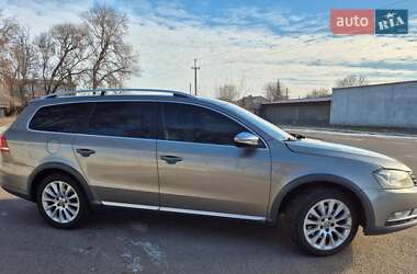 Універсал Volkswagen Passat Alltrack 2012 в Дніпрі