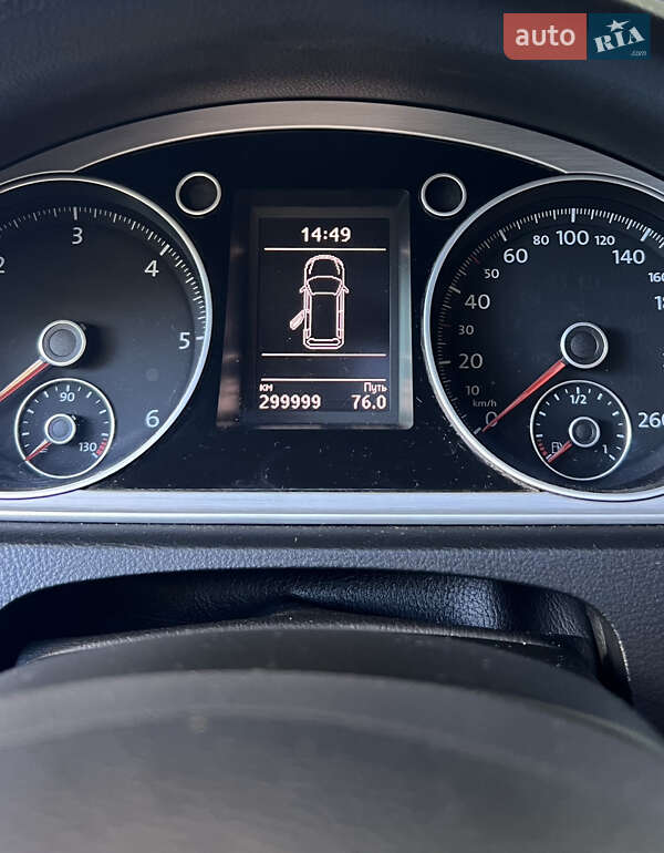 Универсал Volkswagen Passat Alltrack 2014 в Киеве