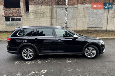 Універсал Volkswagen Passat Alltrack 2018 в Рівному