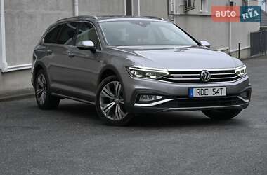 Універсал Volkswagen Passat Alltrack 2020 в Львові