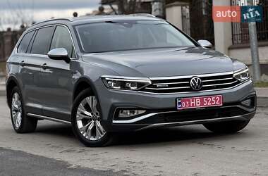 Універсал Volkswagen Passat Alltrack 2022 в Рівному