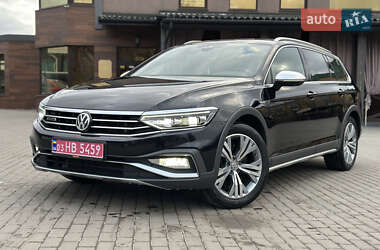 Универсал Volkswagen Passat Alltrack 2020 в Ровно