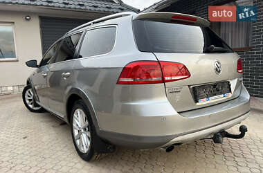 Універсал Volkswagen Passat Alltrack 2013 в Коломиї