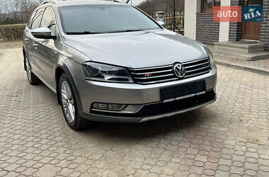 Універсал Volkswagen Passat Alltrack 2013 в Коломиї