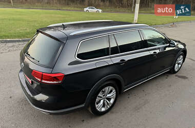 Универсал Volkswagen Passat Alltrack 2017 в 