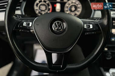 Универсал Volkswagen Passat Alltrack 2017 в 