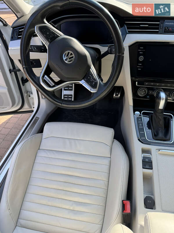 Универсал Volkswagen Passat Alltrack 2020 в Киеве фото 2 Универсал Volkswagen Passat Alltrack 2020 в Киеве