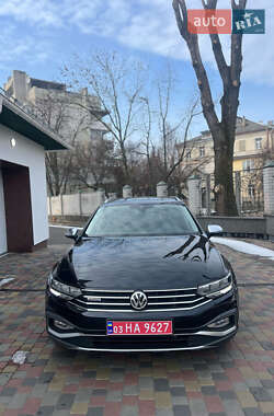 Универсал Volkswagen Passat Alltrack 2019 в Черкассах