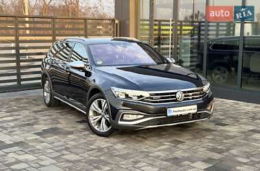 Универсал Volkswagen Passat Alltrack 2020 в Ровно