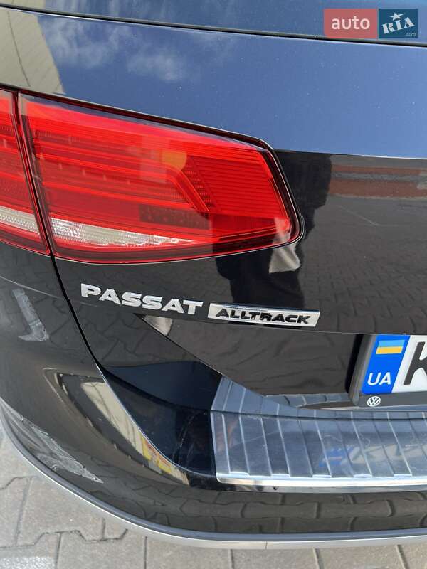 Універсал Volkswagen Passat Alltrack 2016 в Києві