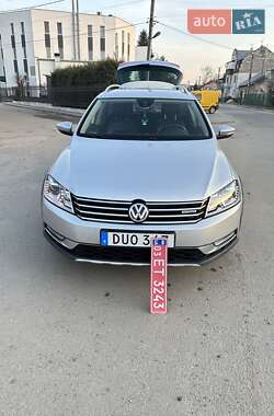 Універсал Volkswagen Passat Alltrack 2014 в Львові