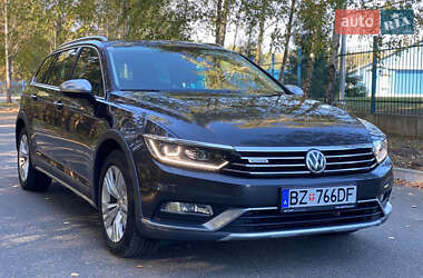 Универсал Volkswagen Passat Alltrack 2018 в Буче