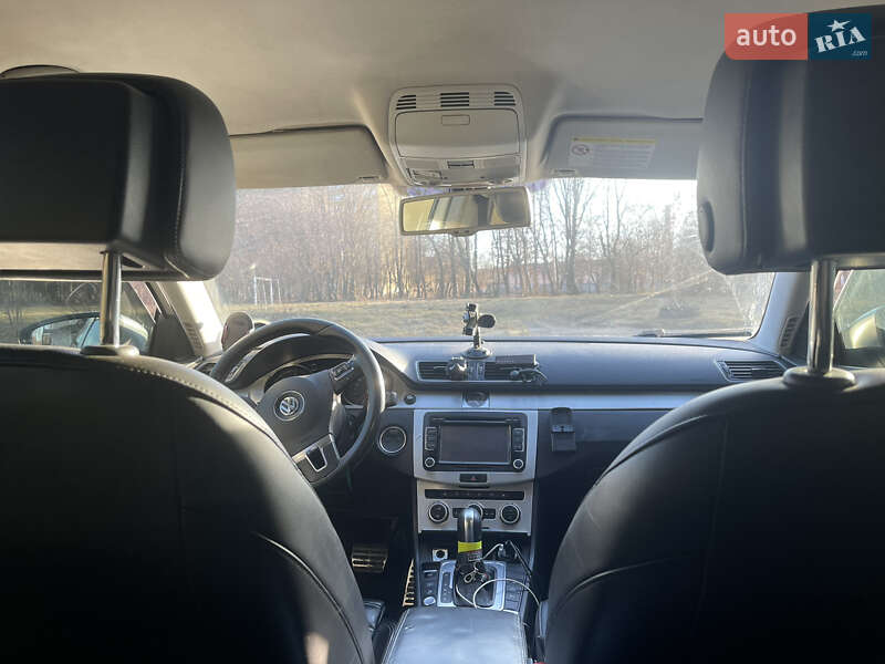 Універсал Volkswagen Passat Alltrack 2013 в Івано-Франківську