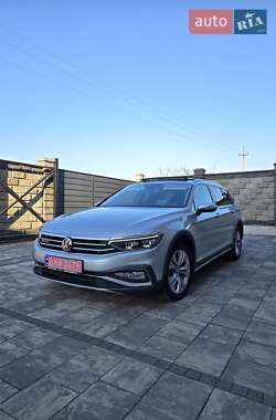 Универсал Volkswagen Passat Alltrack 2019 в 