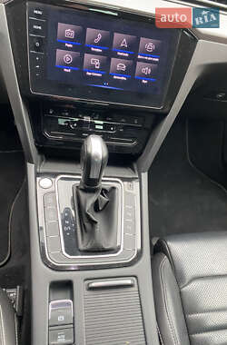 Универсал Volkswagen Passat Alltrack 2020 в 