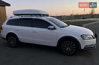 Универсал Volkswagen Passat Alltrack 2014 в 