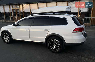 Универсал Volkswagen Passat Alltrack 2014 в 