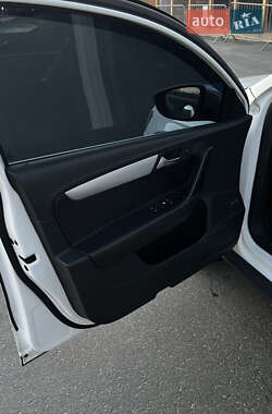 Универсал Volkswagen Passat Alltrack 2014 в 
