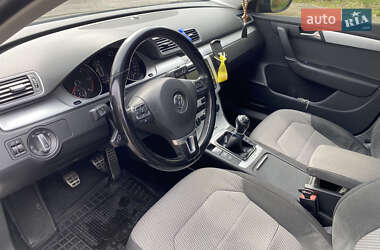 Універсал Volkswagen Passat Alltrack 2012 в 