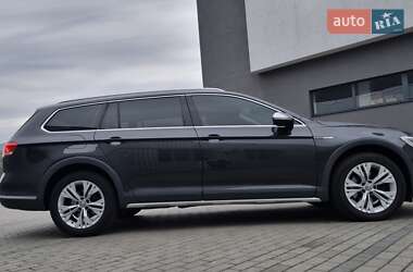 Универсал Volkswagen Passat Alltrack 2018 в 