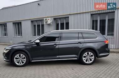 Универсал Volkswagen Passat Alltrack 2018 в 