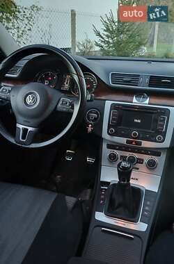 Универсал Volkswagen Passat Alltrack 2012 в 
