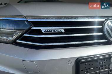 Универсал Volkswagen Passat Alltrack 2018 в 