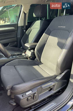 Универсал Volkswagen Passat Alltrack 2016 в 