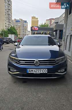 Універсал Volkswagen Passat Alltrack 2019 в 