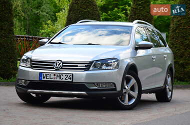 Універсал Volkswagen Passat Alltrack 2014 в 