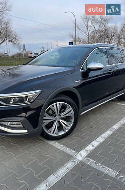 Універсал Volkswagen Passat Alltrack 2020 в Києві
