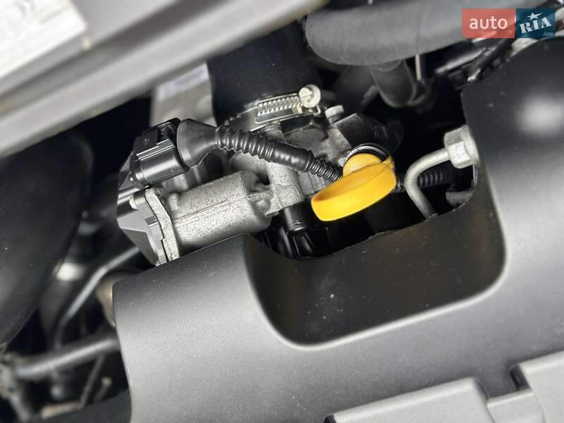 Універсал Volkswagen Passat Alltrack 2013 в Дрогобичі
