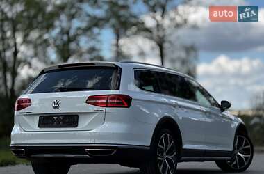 Універсал Volkswagen Passat Alltrack 2019 в 