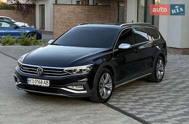 Универсал Volkswagen Passat Alltrack 2019 в Ужгороде