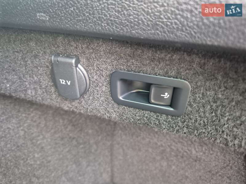 Универсал Volkswagen Passat Alltrack 2019 в Нововолынске