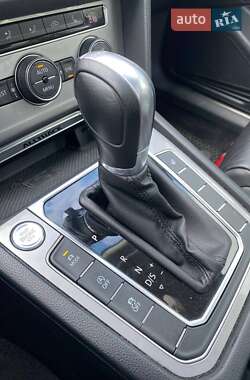 Универсал Volkswagen Passat Alltrack 2017 в 