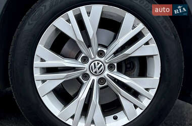 Универсал Volkswagen Passat Alltrack 2017 в 