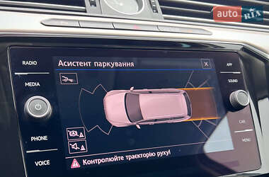 Универсал Volkswagen Passat Alltrack 2017 в 