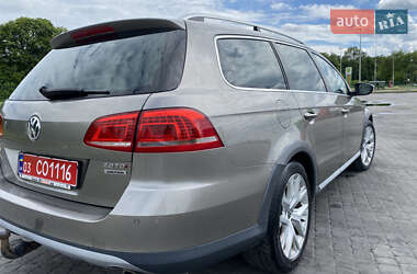 Універсал Volkswagen Passat Alltrack 2012 в 
