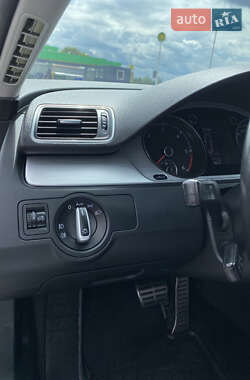 Універсал Volkswagen Passat Alltrack 2012 в 