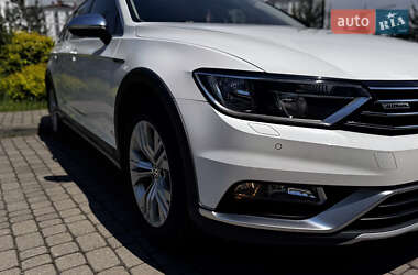 Универсал Volkswagen Passat Alltrack 2017 в 