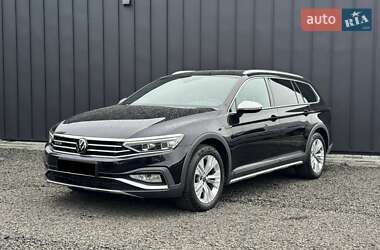 Универсал Volkswagen Passat Alltrack 2021 в Луцке