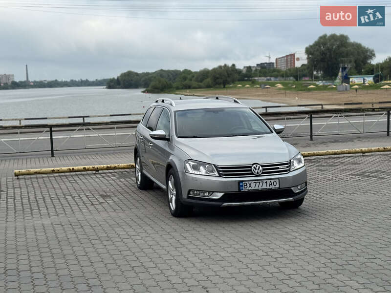 Універсал Volkswagen Passat Alltrack 2013 в Хмельницькому