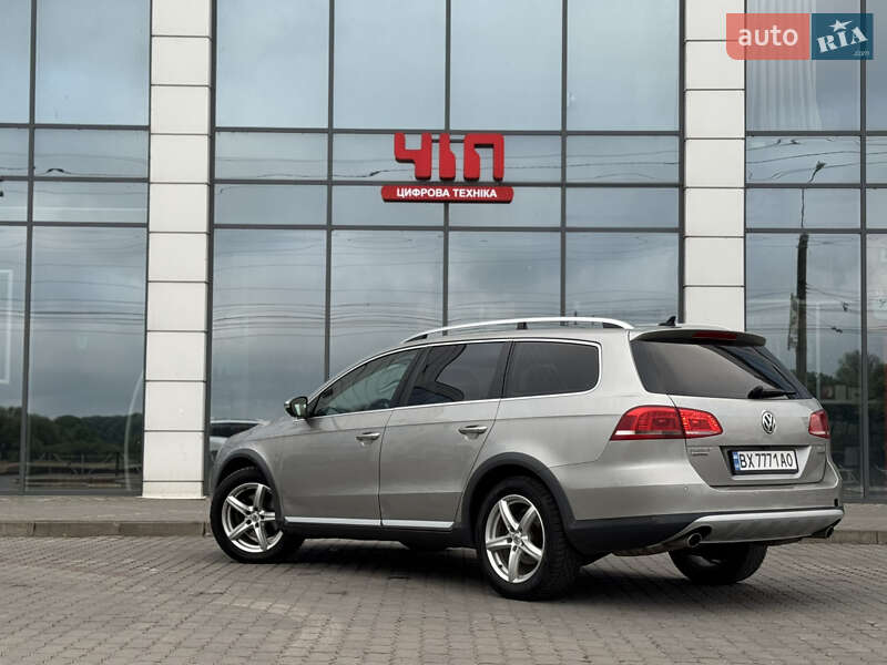 Універсал Volkswagen Passat Alltrack 2013 в Хмельницькому