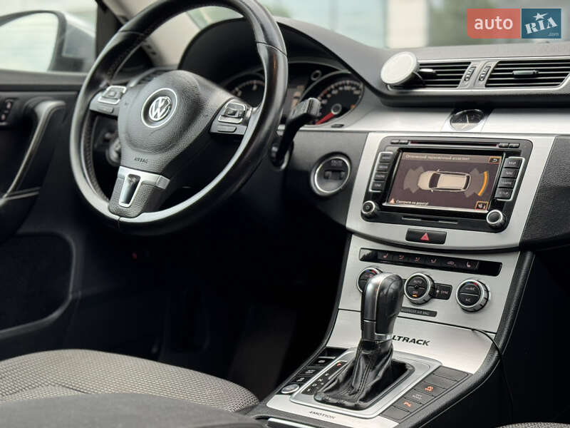 Універсал Volkswagen Passat Alltrack 2013 в Хмельницькому