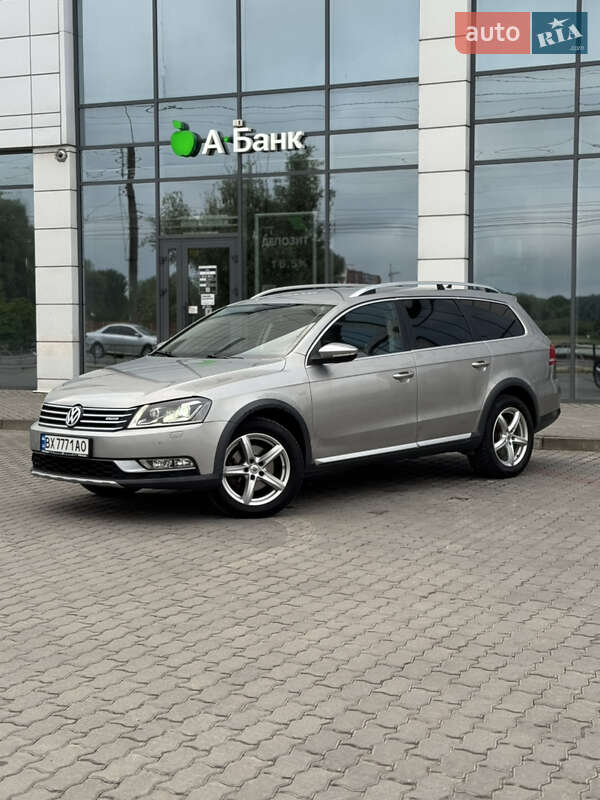 Універсал Volkswagen Passat Alltrack 2013 в Хмельницькому
